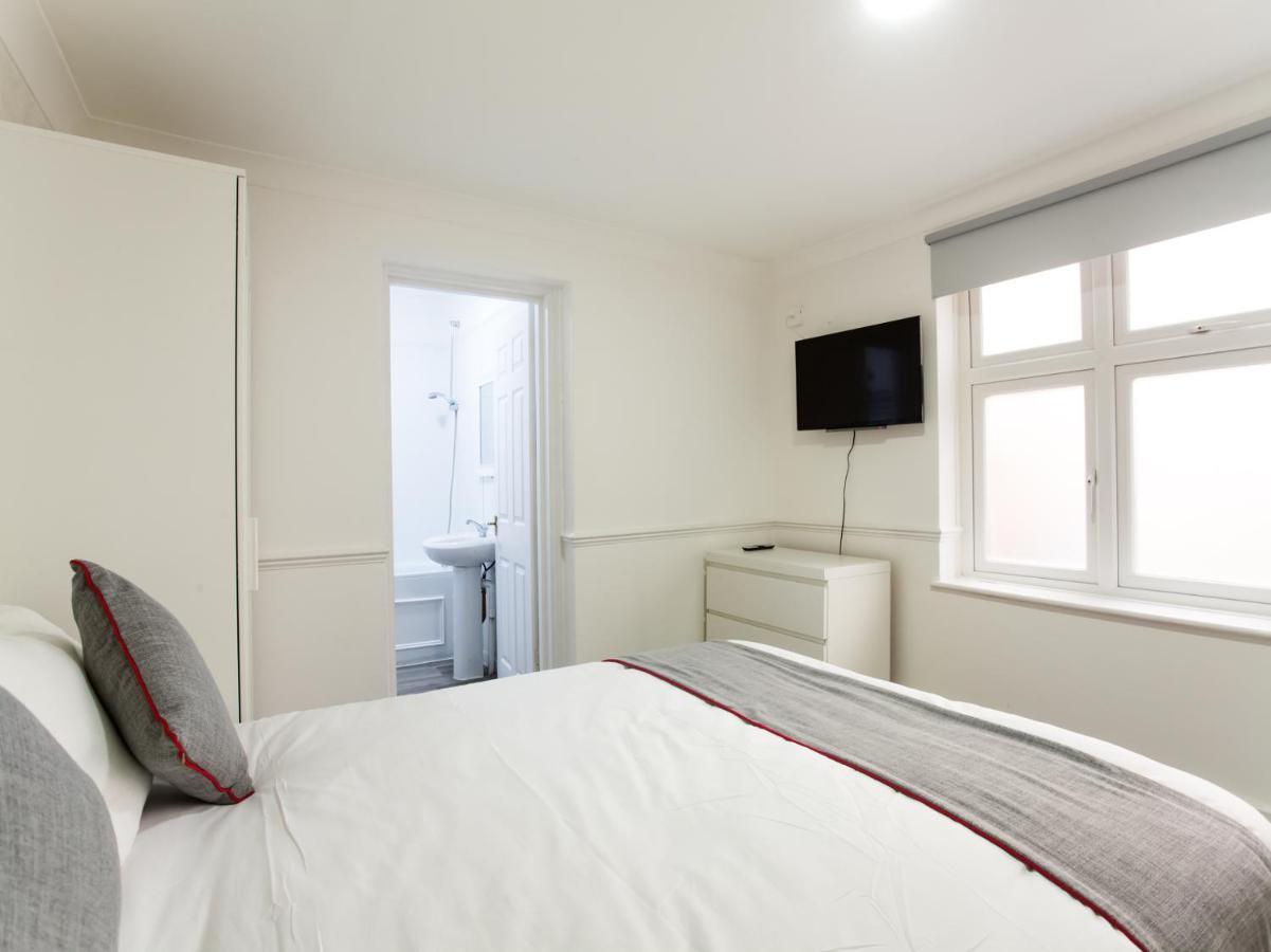 אוקסברידג' Oyo Brunel Hotel מראה חיצוני תמונה